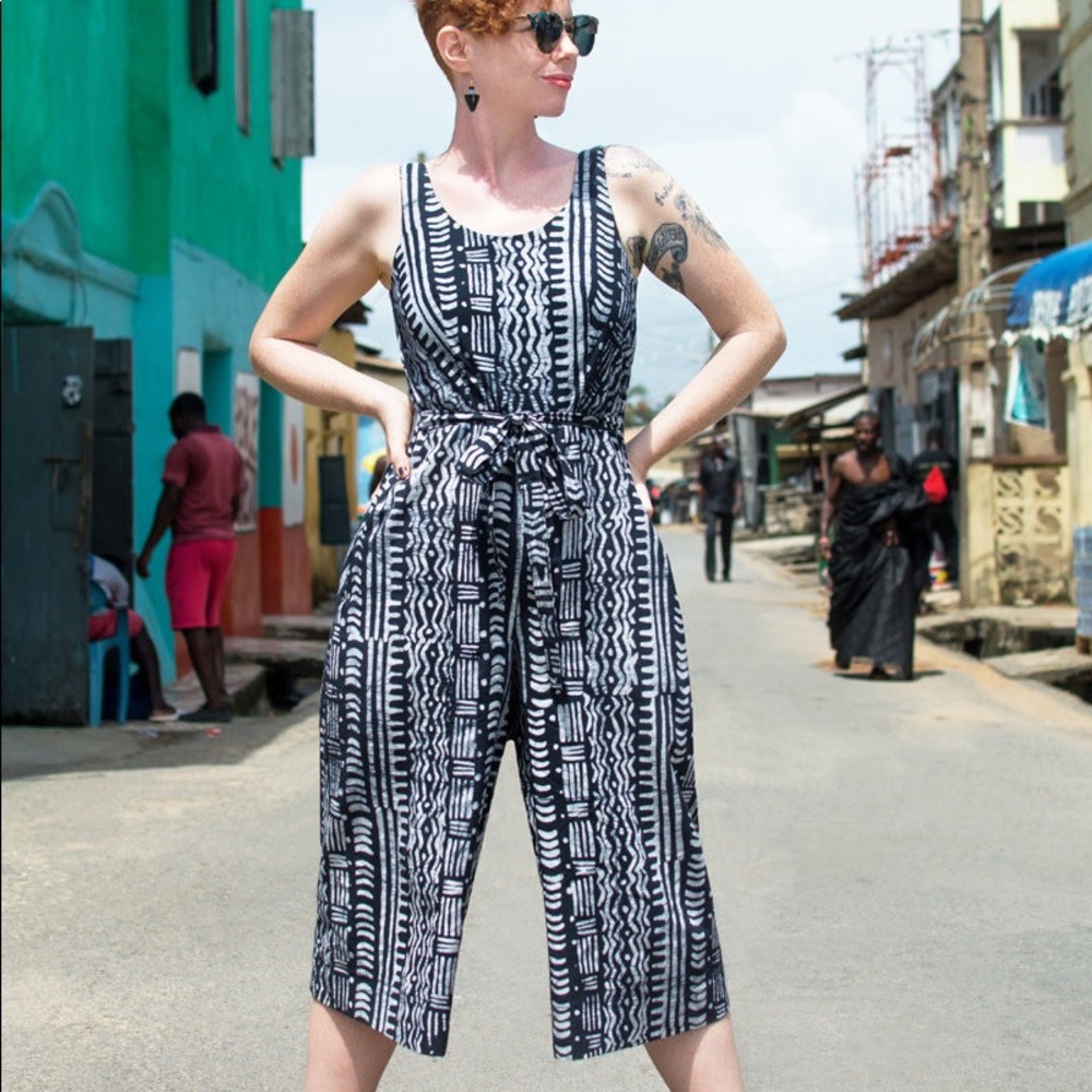 GLOBAL MAMAS Handmade Fair Trade Pathways Batik Cotton Jumpsuit (Black, S)